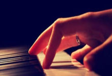 蒂姆官方宣布领先优势明显新规，澳大利亚队引发争议！上演精彩一战(澳大利亚真实事件蒂姆和琼)