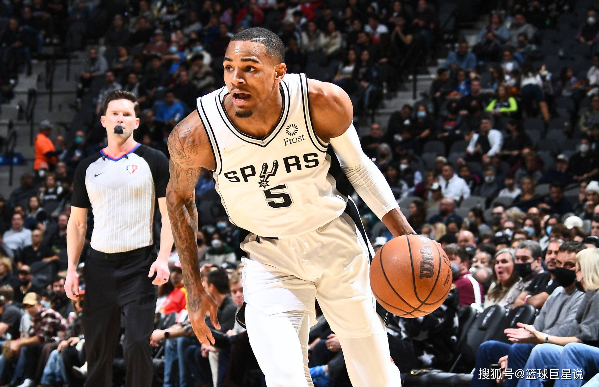 穆雷在公牛比赛中出色防守，败北引发热议！的简单介绍